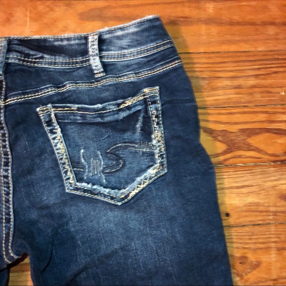 Silver Capris - Picture 6 of 8